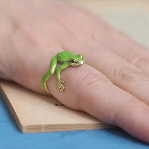 Enamel Frog Ring