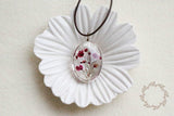 Time Dome Dried Flower Necklace