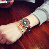 Hollow Casual Quartz Wristwatch For Men and Women