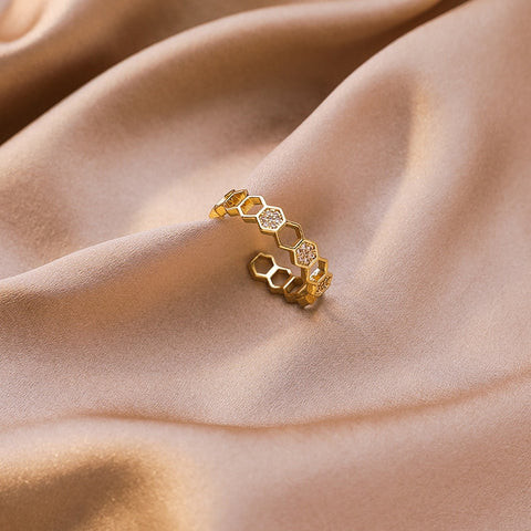 Exquisite HoneyComb Ring