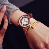Hollow Casual Quartz Wristwatch For Men and Women