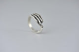 Vintage Skeleton Skull Palm Hand Ring