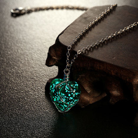 Glow In The Dark Crystal Heart Charm Pendant Necklace